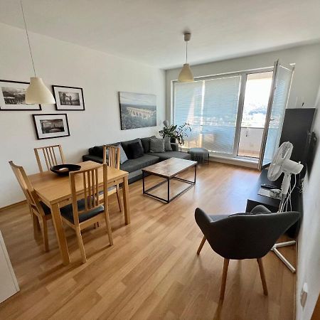 Bl City View Apartment, 24Hr Self Check-In, Free Private Parking, Panoramic View From Balcony, 5-Minute Walk To City Centre Banská Bystrica Exteriér fotografie